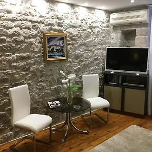 Duplex Traversa- Old Town , Split Croacia